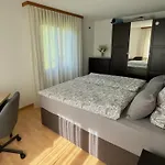 Cadras 14 Apartman *