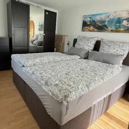 Cadras 14 Lägenhet Tinzen